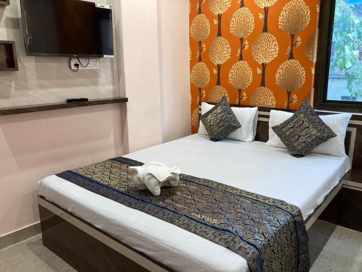 Red Tree Palace Hotel 3*