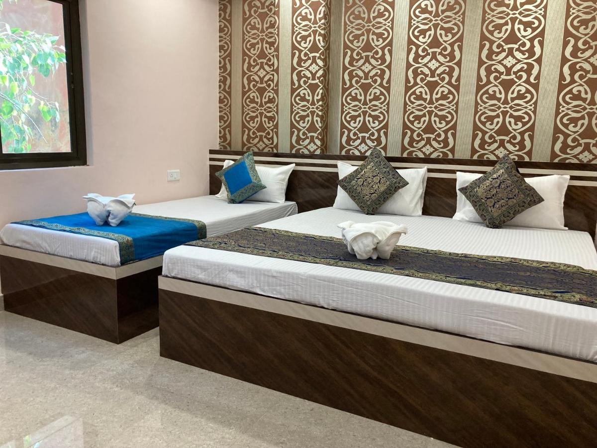 Hotel Red Tree Palace 3*